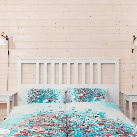 Comfortable No 8 , Summer Pool *